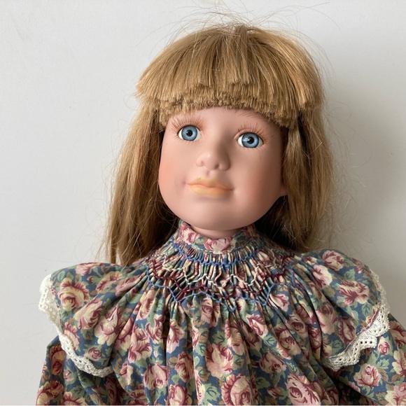 Boyd`s Dolls Yesterday's Child Porcelain Girl Doll Michelle 16" - Picture 2 of 7